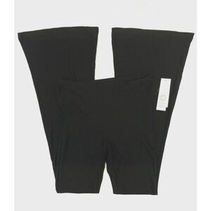 No Boundaries Pants Women Size S 4 to 6 Black Mid Rise Flare New with Tags